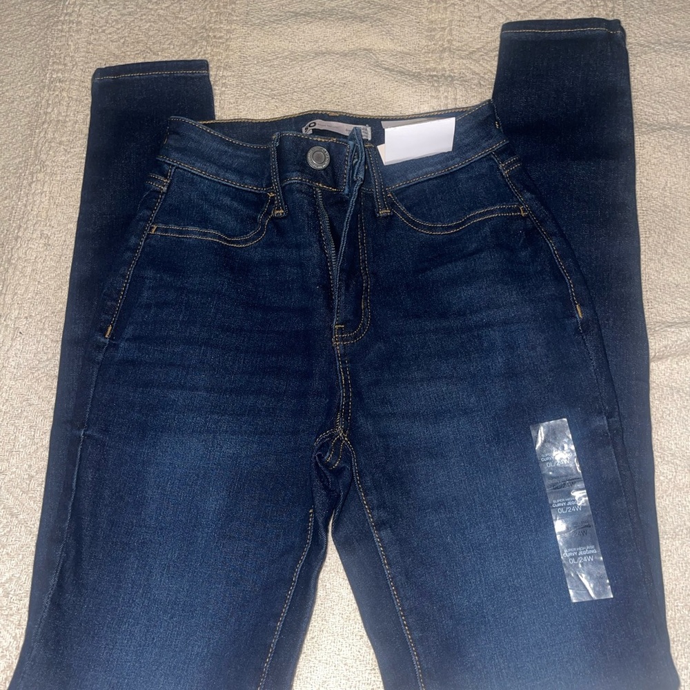 Curvy Skinny Jeans